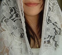 chapel veil, mantilla